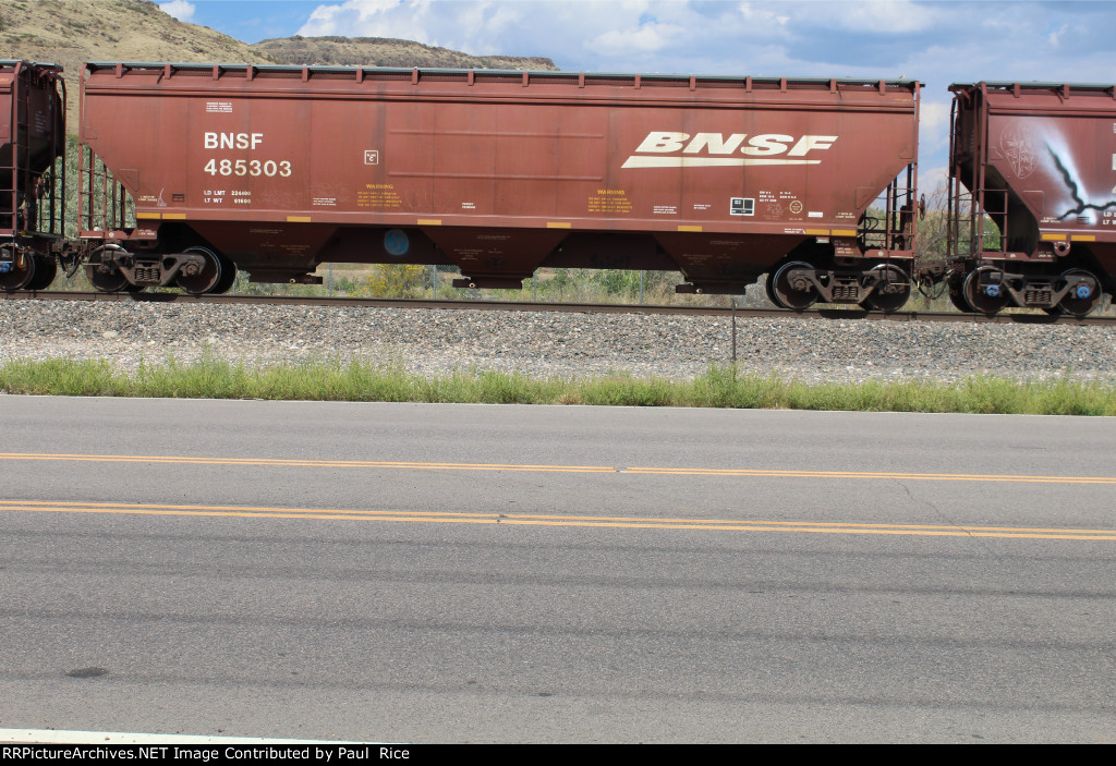 BNSF 485303